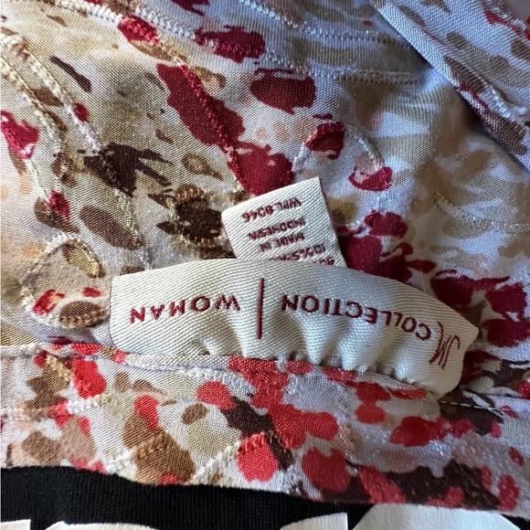 JM Collection Red Graphic Relaxed Blouse - Picture 7 of 10